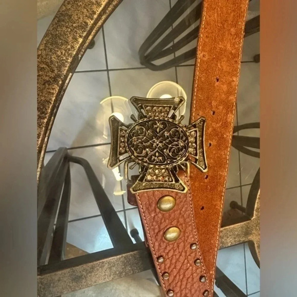 Women’s Leather rock- real leather belt - Picture 1 of 2